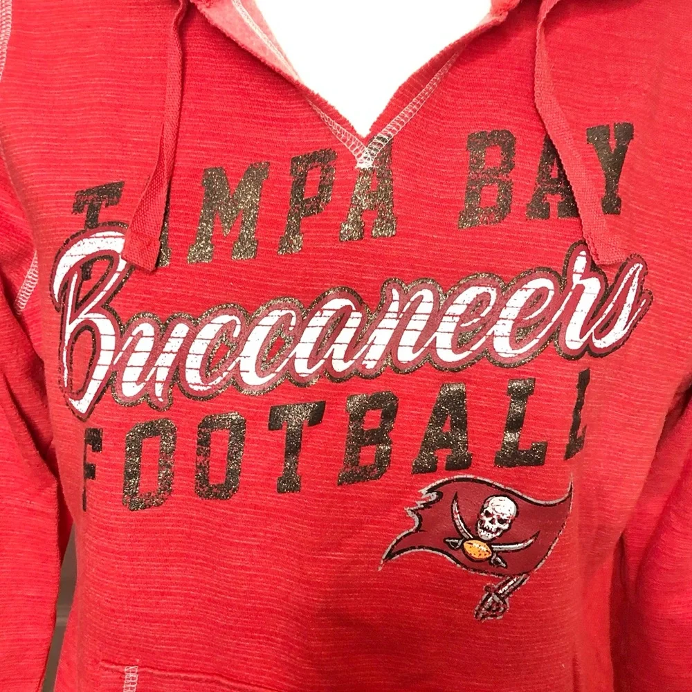NFL Team Apparel Tampa Bay Buccaneers v-neck hoodie, fleece lining - Picture 2 of 5